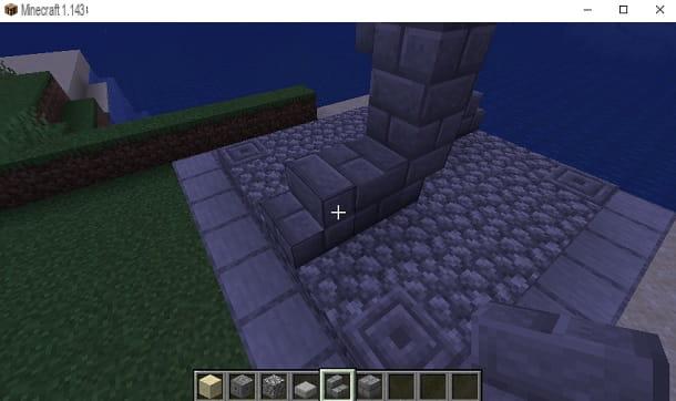 How to make a statue in Minecraft