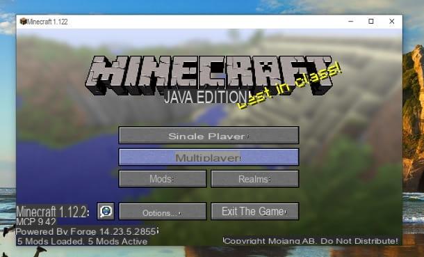 How to hide the name on Minecraft